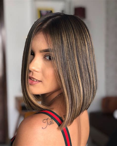 cabelos chanel com luzes para morenas|Cabelo Chanel Morena Iluminada: Cortes e Tendências em.